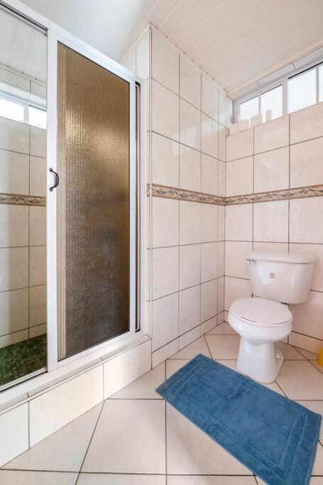 Chaine Lodge Maison Entiere Free Parking & Wifi 3Min De L'Aeroport 파페에테 외부 사진